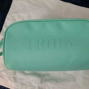 TRULY Mint Green Cosmetic Pouch